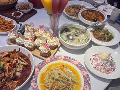 -巴特餐饮6加1音乐餐吧·新疆菜