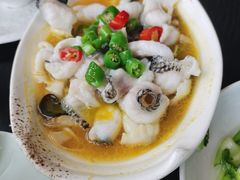 招牌川香酸菜鱼-柒园·三十年创意杭帮菜(龙湖滨江天街店)