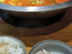 -野山舂·贵州现舂酸汤牛肉(鸿通城店)