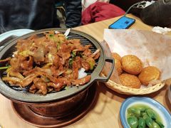 状元炒烤肉-宏状元现熬粥·京味菜(三里河店)