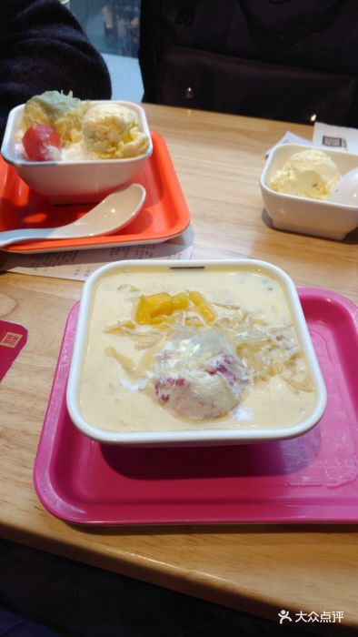 满记甜品(大宁国际店)雪山杨枝甘露图片 - 第1张