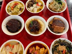 -蓝田九大碗民俗食府(蓝田店)