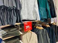 -优衣库(北京万柳华联购物中心店)