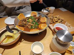 -关东小磨东北菜(上海长风大悦城店)