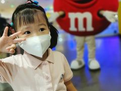 -m豆巧克力世界(上海世茂广场店)