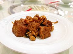 四喜烤麸-梅龙镇酒家(南京西路总店)