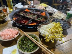 -正南齊北重庆老火锅(光华村直营店)