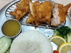 -佰搭果·广式茶餐厅(西华路店)