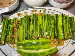 -朱记乳鸽王·非遗石岐乳鸽·全鸽宴(大兴旗舰店)