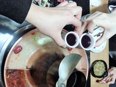 -果松木炭酸菜铜火锅·外婆参鸡汤