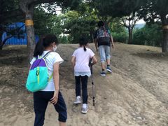 -鬼笑石后山停车场