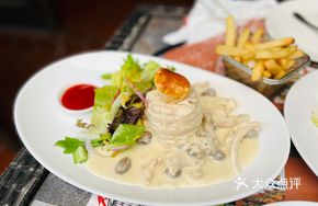 Belgian Royal Cream Chicken