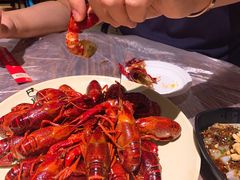 -巴厘龙虾·榜首油焖大虾(音乐学院·沿江酒馆店)