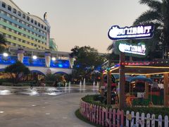 -喷泉广场餐厅·宵夜·海鲜烧烤大排档(长隆企鹅酒店)