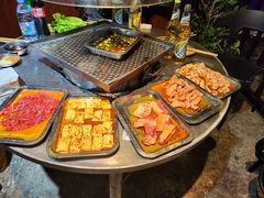 -胡四哥特色火盆烧烤(一分店)