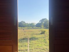 -Chom Cafe and Restaurant