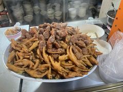 -余庆小吃(小吃一条街店)