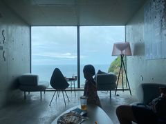 -悬崖咖啡厅