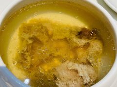 客家土猪炖汤-八道本地特色菜馆(大鹏古城店)