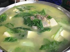 -东北四季饺子王(华山路店)
