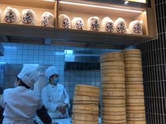 -馋三尺蟹粉小笼(人民广场店)