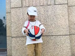 -悦动体能篮球羽毛球网球(三里河店)