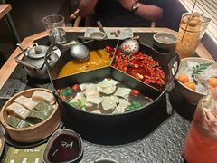 -三出山火锅(南京万象天地店)