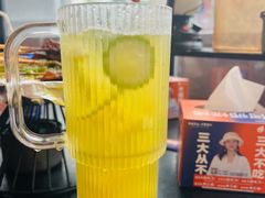 -何师烧烤·香辣蟹·川菜·30年老品牌(太古里旗舰店)