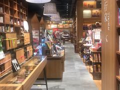 -百新书局(尚悦湾店)