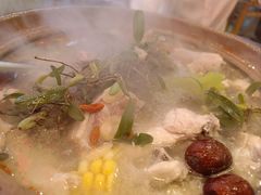 石橄榄炖鸡-洪大厨鸡煲(福田店)