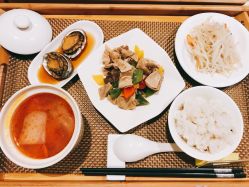 -海豚湾高端月子会所(黄浦店)