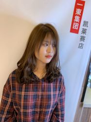 -一東造型烫发染发