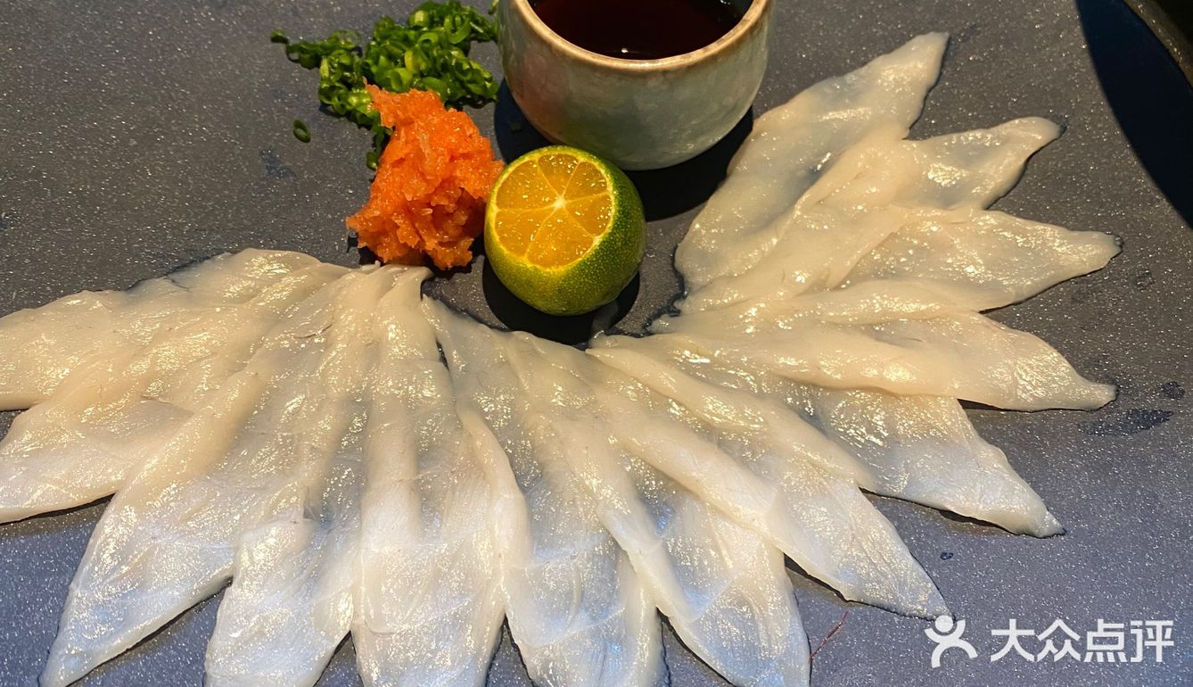 不如加个小几百块两个人去吃omakase