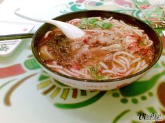 酸辣笋尖鸡腿粉/面-钰花溪(国瑞城店)