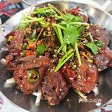 量大、料足、味鲜!打卡网红龙虾牛蛙锅店
