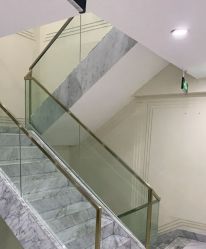 -3AM HAIR SALON染发接发