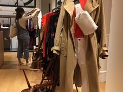 -乐蓬马歇百货公司(Rive Gauche)
