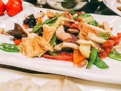 -爱晚亭(大东海广场店)