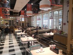 大堂-新一番三文鱼寿司(红城湖店)