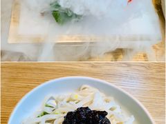 番茄脆菇沙拉-小大董·烤鸭(五棵松店)