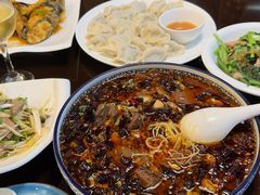 -喜乐餐厅•灯笼虾球首创者•本地小海鲜(二马路店)