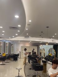 -八佰伴8008星级形象店