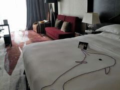 -广州天河希尔顿酒店