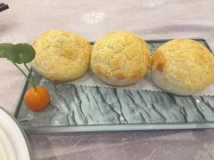 菠萝包-汤臣·空中餐厅·严选粤菜(石湾世博广场店)