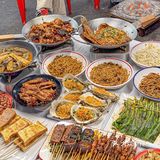 在湘江世纪城！居民楼区隐藏的宝藏烧烤大排档