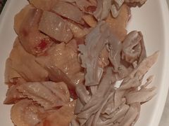 -尚尚仙·酸汤猪手·猪肚鸡火锅(华联万柳购物中心店)