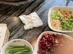 -老船舫·现做活鲜鱼馆(东郊记忆店)