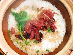 皇上皇腊味煲仔饭-捞神锅物料理(宝龙店)