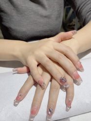 -艾珂·美甲美睫