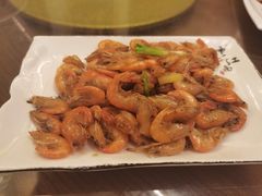 油爆河虾-三林民间传菜